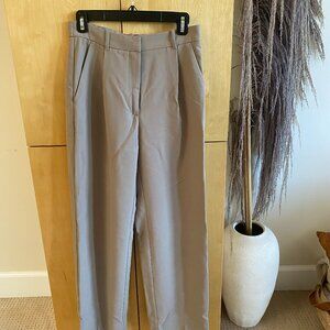 Abercrombie - Sloane Tailored Pant in Tan - Size 28 - 6